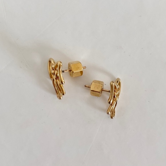Marc by Marc Jacobs Gold Bow Stud Earrings - Picture 3 of 4